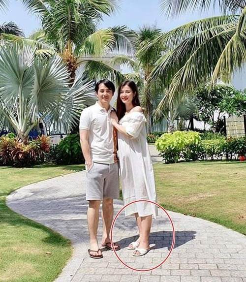 Khác với khuôn mặt sưng húp, Đông Nhi xuất hiện trở lại xinh đẹp như bao bức ảnh tự đăng-2