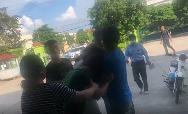 Người phụ nữ gãy xương sườn, tràn dịch màng phổi sau những cú đấm kinh hoàng của người đàn ông-1