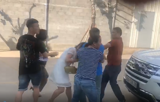 Người phụ nữ gãy xương sườn, tràn dịch màng phổi sau những cú đấm kinh hoàng của người đàn ông-2