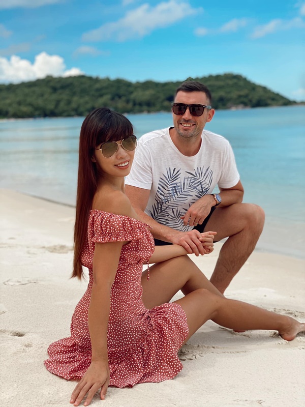 Hạnh phúc mặn nồng với chồng Tây, siêu mẫu Hà Anh bật mí chị em bí quyết giữ lửa hôn nhân-3