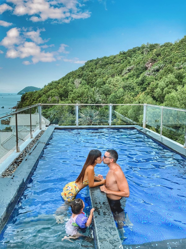 Hạnh phúc mặn nồng với chồng Tây, siêu mẫu Hà Anh bật mí chị em bí quyết giữ lửa hôn nhân-5