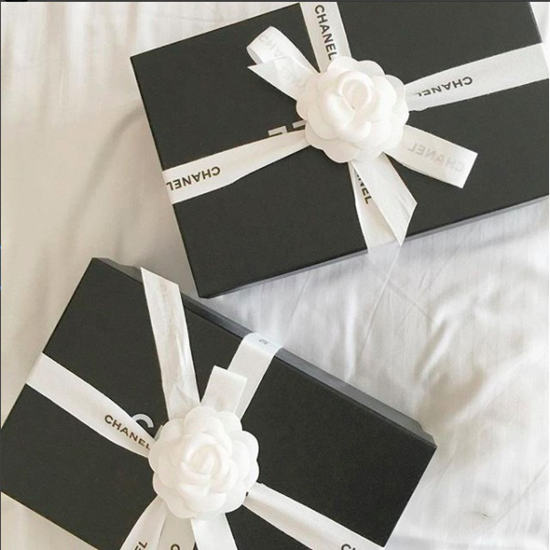 Hé lộ cuộc sống chanh sả của Á hậu Tú Anh sau khi lấy chồng thiếu gia: Hàng hiệu xa xỉ, nhà cao cửa rộng-6