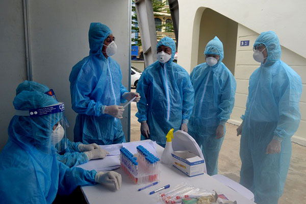Ca nCoV ở Hà Nội xét nghiệm 3 lần mới phát hiện dương tính, từng dự đám cưới-1