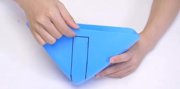 Đừng vứt chai nước giặt sau khi dùng hết, hãy tái chế thành vật dụng rất hữu ích thế này-3