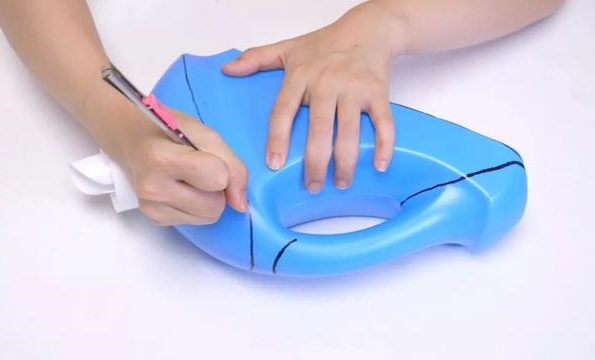 Đừng vứt chai nước giặt sau khi dùng hết, hãy tái chế thành vật dụng rất hữu ích thế này-9