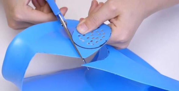 Đừng vứt chai nước giặt sau khi dùng hết, hãy tái chế thành vật dụng rất hữu ích thế này-13