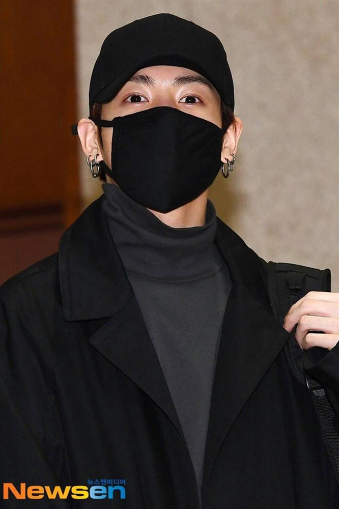 Khẩu trang màu gì bảo vệ da tốt nhất dưới ánh nắng mặt trời?-5