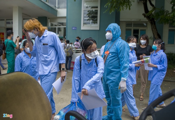 Kỷ lục số bệnh nhân Covid-19 xuất viện trong một ngày ở Đà Nẵng-4