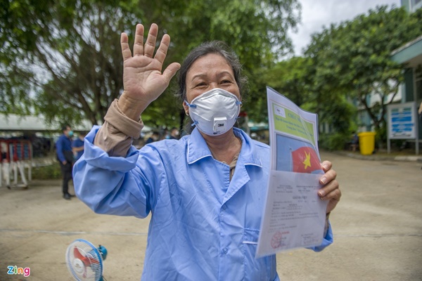 Kỷ lục số bệnh nhân Covid-19 xuất viện trong một ngày ở Đà Nẵng-5