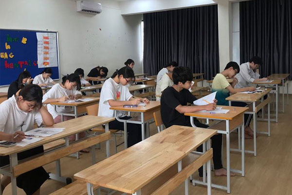 Thông tin mới nhất: 17 trường học đã lùi lịch tựu trường do ảnh hưởng của dịch Covid-19-3