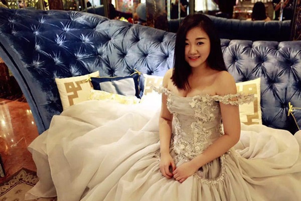 Rich kid trong Bộ 3 Thiên Kim: Bạn thân con gái út Vua sòng bài Macau, xinh đẹp giàu có nhưng sống giản dị, có nhiều mối quan hệ trong showbiz-2