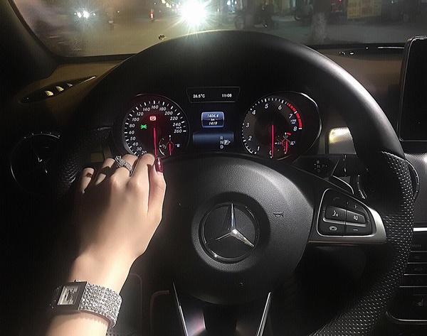 Từng là nàng công chúa được nâng niu trong đám cưới xa hoa nhưng cuối cùng Âu Hà My vẫn bị chồng bạc bẽo phụ tình-12