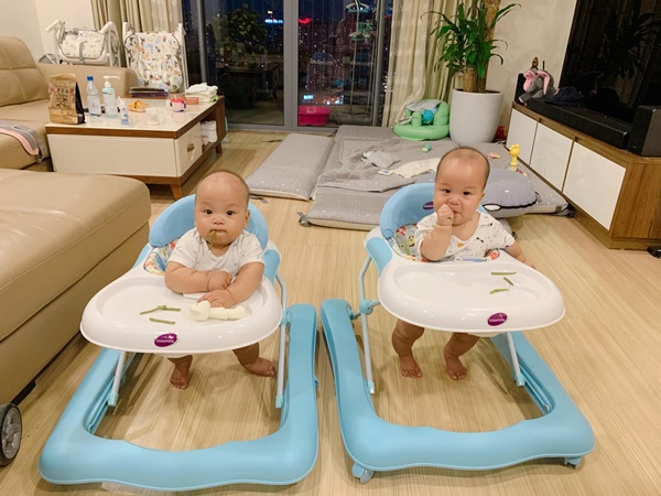 Vợ tiếp viên hàng không của MC Thành Trung mát tay, chăm hai nhóc tỳ toàn trái cây xịn thế này trộm vía bảo sao con bụ bẫm quá!-4