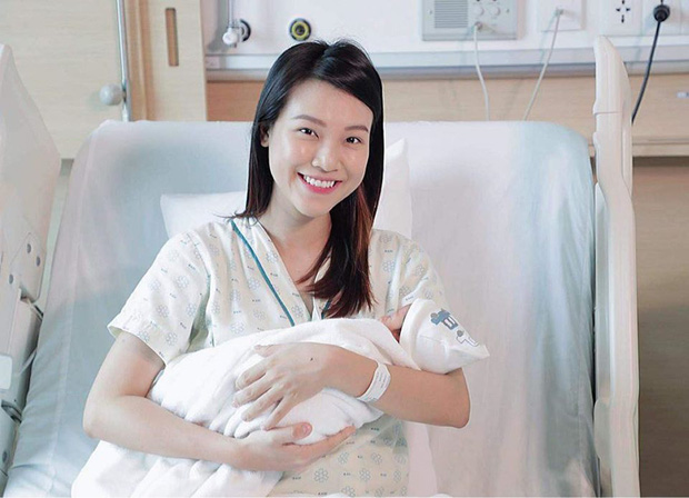 MC Hoàng Oanh lần đầu khoe quý tử, kể chuyện vượt cạn khi không có ông xã ở bên và thót tim vì bị doạ sinh non-1