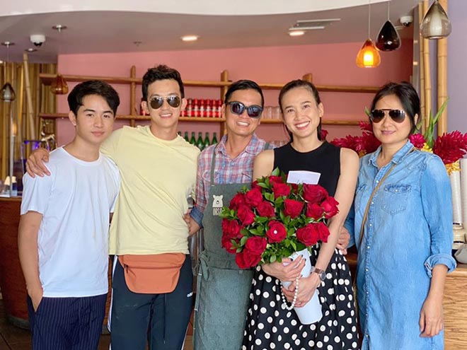 Cuộc sống của Dương Mỹ Linh sau khi chia tay Bằng Kiều, yêu đại gia lớn hơn 11 tuổi-3