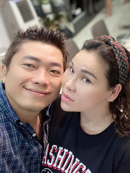 Từng gây xôn xao khi được vợ đại gia tặng xe hơi 6 tỷ, cuộc sống của Kinh Quốc giờ ra sao?-8