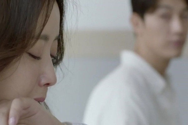 Giữa đêm tối, tôi phải bế con đi trong nước mắt vì một câu xỉa xói, vu oan của hàng xóm-2