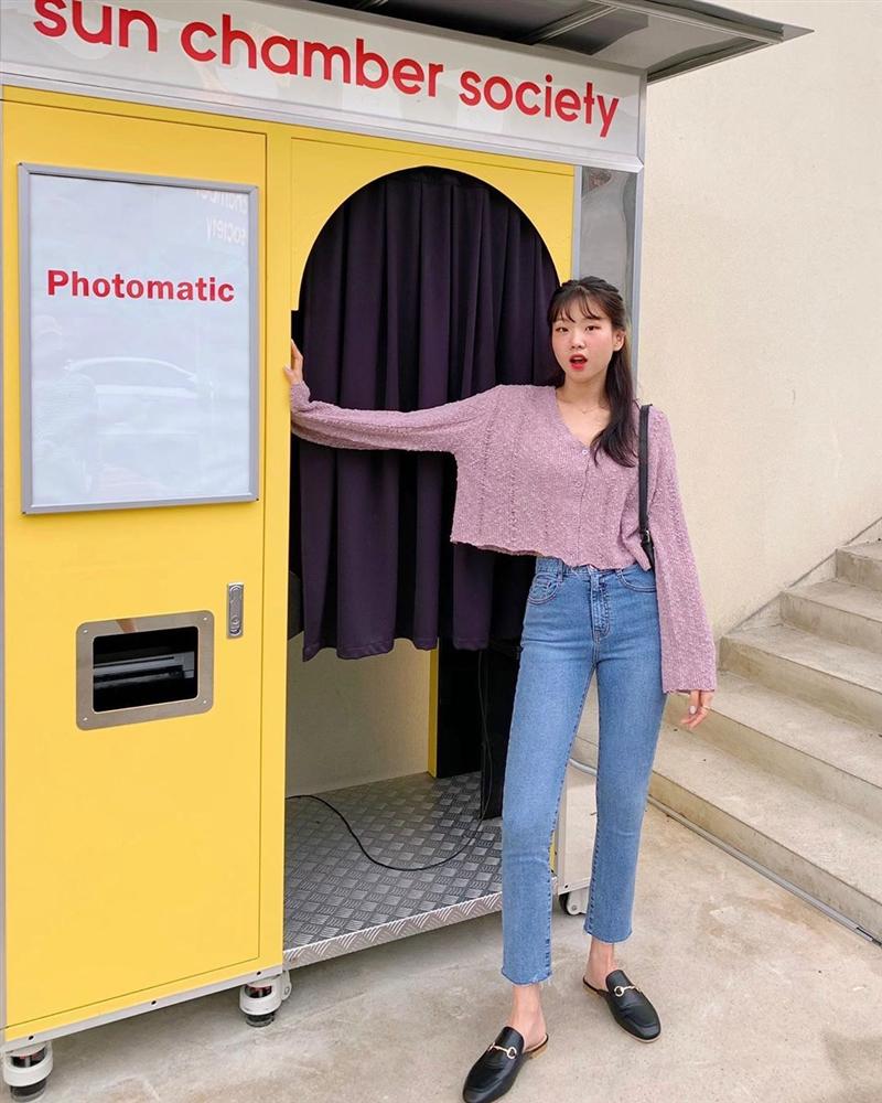 Mix 5 kiểu áo này với quần skinny jeans, chị em sẽ không bao giờ thất bại trong chuyện mặc đẹp và tôn dáng-8