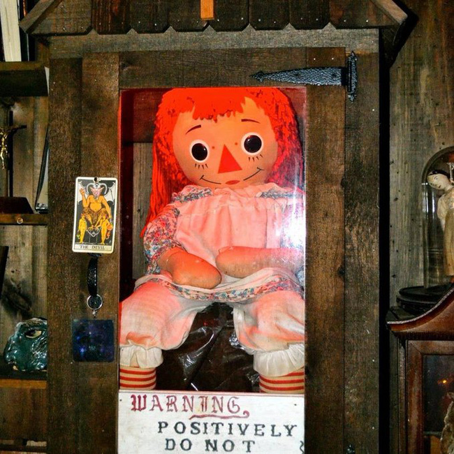 Thực hư thông tin búp bê Annabelle đột ngột biến mất khỏi bảo tàng khiến dân mạng lo sốt vó, sợ bị tìm đến gây xôn xao MXH vài giờ qua-4