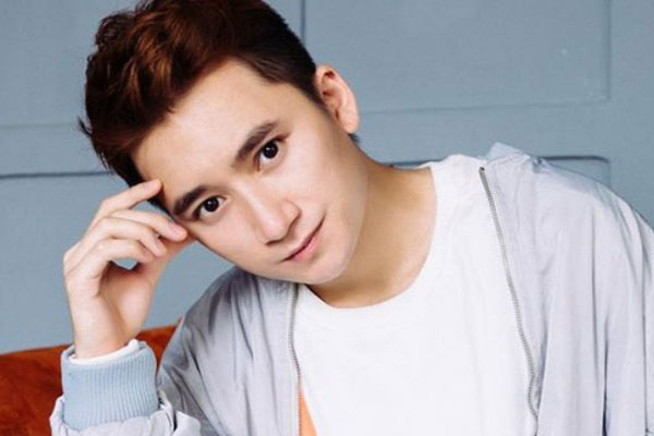 Phan Mạnh Quỳnh bất ngờ thông báo kết hôn với bạn gái kém 4 tuổi sau 5 năm hẹn hò?-4