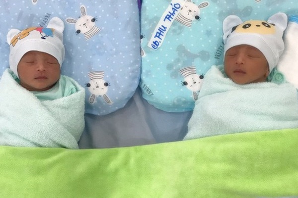 Hoa hậu Đặng Thu Thảo lộ gương mặt mũm mĩm, tăng cân sau khi sinh con trai-3