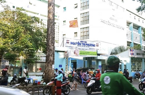 TP.HCM: Người phụ nữ suy hô hấp nặng sau khi hút mỡ bụng, nguyên nhân do hít sặc?-2