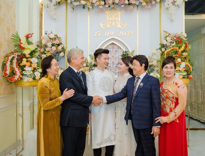 Kì lạ chuyện những dấu vết” trên người Trọng Hưng khiến mẹ Âu Hà My yêu thương anh như con ruột, sẵn sàng trả nợ 1 tỷ không oán thán-1