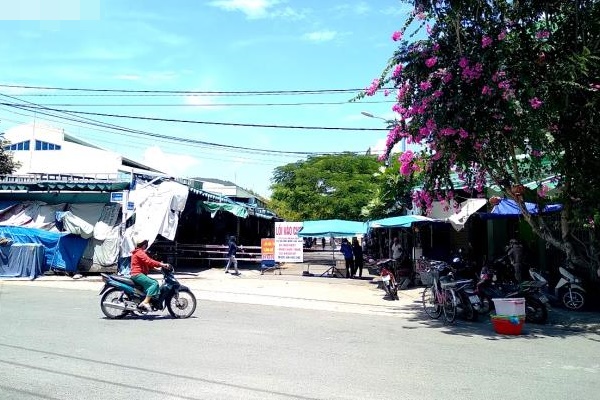 Nữ công an Đà Nẵng từng chốt trực bệnh viện dã chiến Tiên Sơn mắc COVID-19, tiếp xúc nhiều đồng nghiệp-2