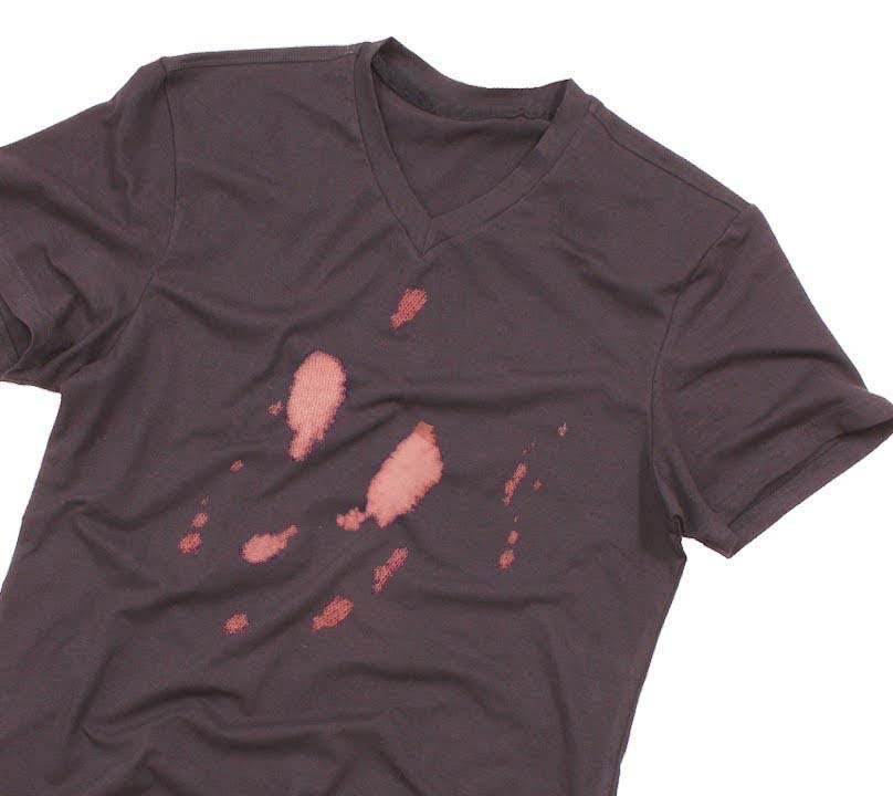 6 cách tẩy vết mốc lâu ngày trên quần áo màu đơn giản mà hiệu quả-6