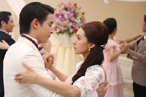 Nhà nghèo, bạn gái đòi đám cưới hoành tráng để ‘mát mặt’ với hàng xóm-2