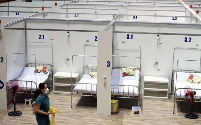 Nữ công an Đà Nẵng từng chốt trực bệnh viện dã chiến Tiên Sơn mắc COVID-19, tiếp xúc nhiều đồng nghiệp-1