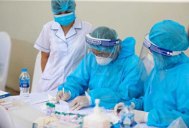 Lịch trình di chuyển của nữ nhân viên ngân hàng mắc mới COVID-19 tại Hà Nội-1