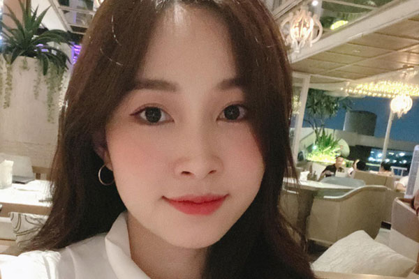 Mới hơn 2 tuổi, con gái xinh như búp bê của HH Đặng Thu Thảo đã đối đáp khéo léo-10