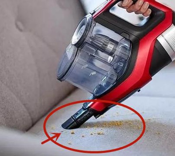 Mách bạn 6 mẹo làm sạch sofa vải mà không phải tháo lắp và giặt giũ phiền phức-2