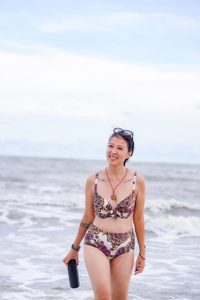 Lần hiếm hoi vợ lớn hơn 6 tuổi của Phạm Anh Khoa khoe ảnh bikini gợi cảm-2