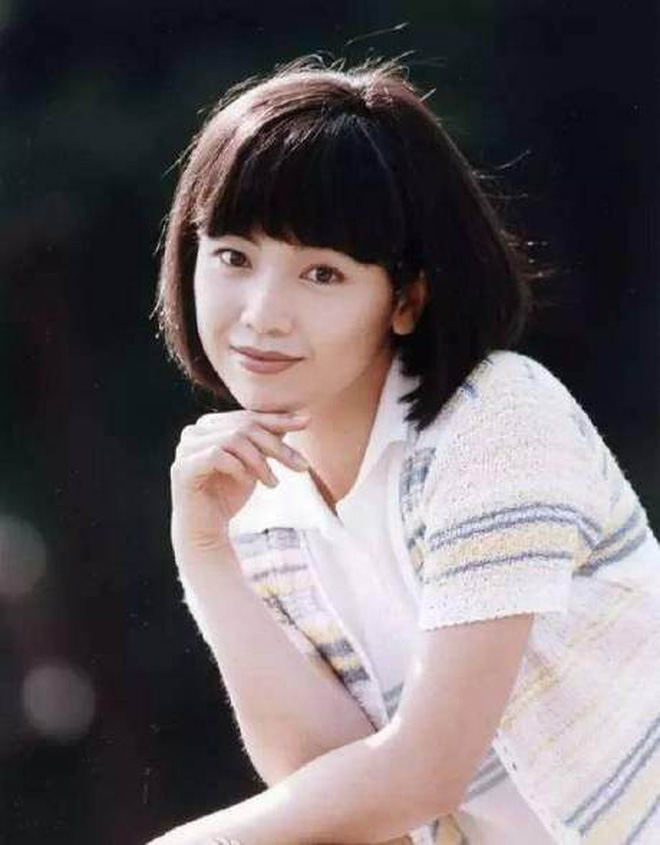 Ân oán 2 mỹ nhân Thâm Cung Nội Chiến: Người ngậm thìa vàng người bị bỏ rơi, tình thù căng thẳng từ phim tới đời thực-8