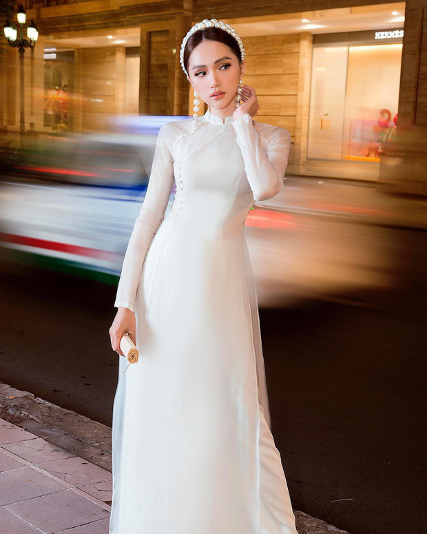 Hương Giang khoe điểm tốt nghiệp cấp 3 khủng, tiếng Anh thế này chẳng trách tự tin khi thi HH Chuyển giới Quốc tế 2018-2