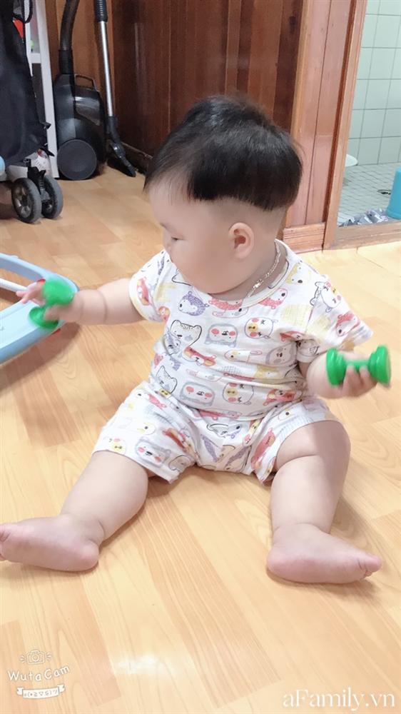 Thực hư bức ảnh siêu âm chụp thai nhi trong tư thế biết tập gym từ khi còn nằm trong bụng mẹ-4