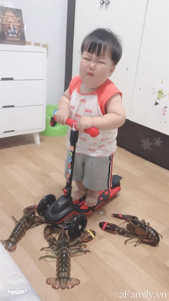 Thực hư bức ảnh siêu âm chụp thai nhi trong tư thế biết tập gym từ khi còn nằm trong bụng mẹ-6