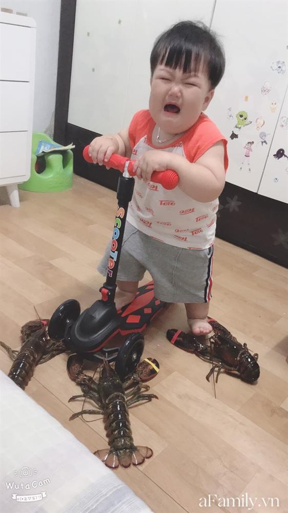 Thực hư bức ảnh siêu âm chụp thai nhi trong tư thế biết tập gym từ khi còn nằm trong bụng mẹ-8