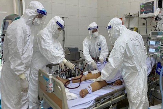 Việt Nam ghi nhận ca tử vong thứ 25: Bệnh nhân 698 viêm phổi do Covid-19 và mang nhiều bệnh lý nền nặng