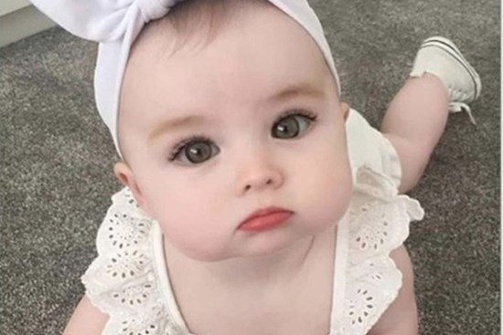 Mẹ bủn rủn khi thấy ảnh con gái trên trang web dành cho bọn biến thái, phẫn nộ hơn với những chi tiết trong hình và bình luận phía dưới