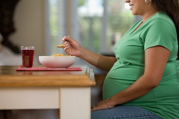 Chế độ ăn uống giúp thai nhi phát triển khỏe mạnh, mẹ bầu lại không bị béo-1