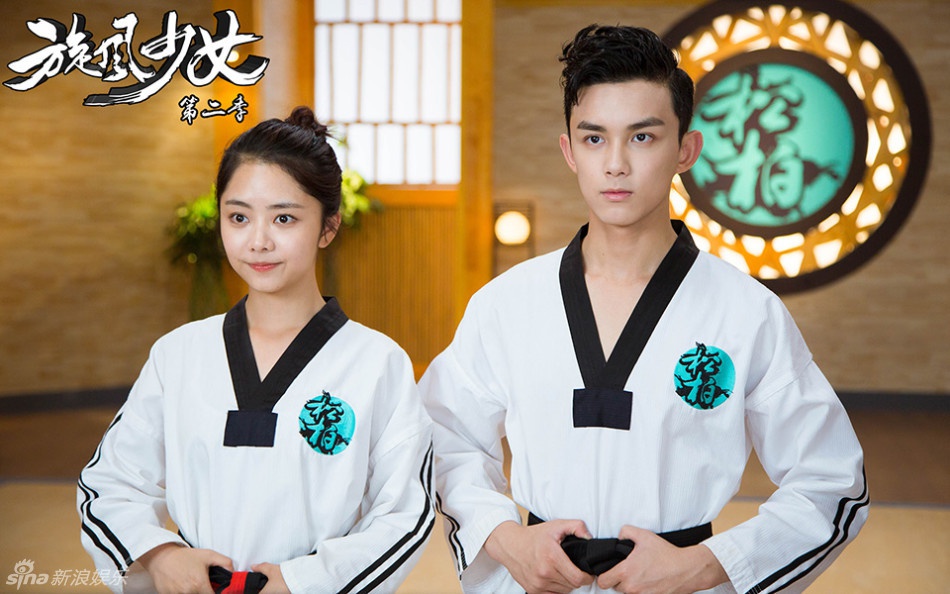 Cuộc sống khác biệt của bộ ba Lấy danh nghĩa người nhà-3