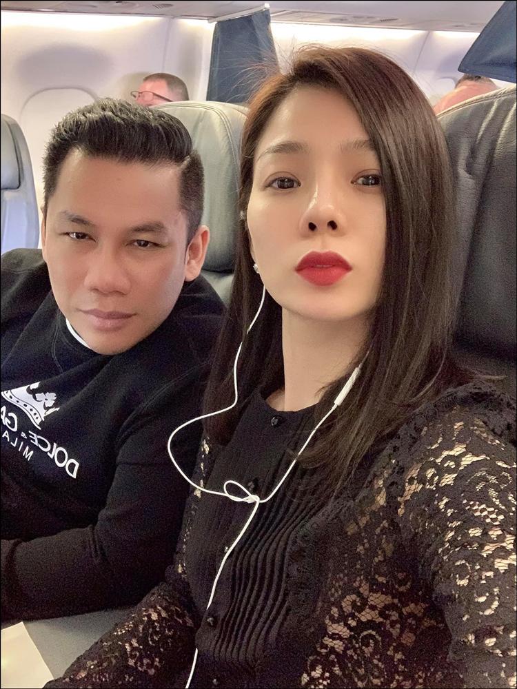 Lệ Quyên gây xôn xao khi đi cùng trai trẻ, phản ứng của ông xã doanh nhân những ngày gần đây ra sao?-11