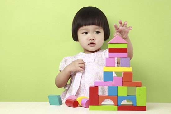 15 dấu hiệu cho thấy con bạn là đứa trẻ dễ chạm tới thành công và giàu có trong tương lai