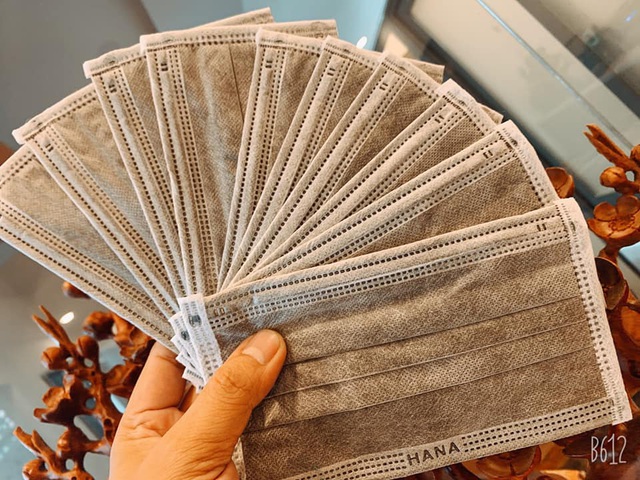 Nhóm bạn trẻ vay nửa tỷ ôm” hàng khẩu trang, bán lay lắt vẫn lỗ quá nửa-3