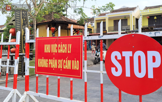 Bệnh nhân 90 tuổi từng đến nhà nữ y tá mắc Covid-19 để điều trị vết thương, ở cùng phòng cách ly với BN721-1