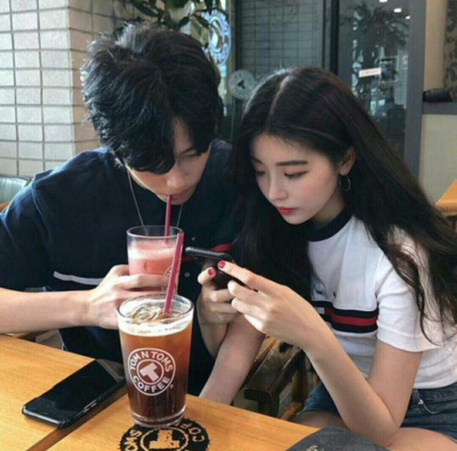 Người yêu cũ nhắn tin cho người yêu mới khoe chiến tích lẫy lừng”, nhưng câu chốt đầy tính nhân văn kẻo cô ấy lại buồn” khiến dân tình dậy sóng-2