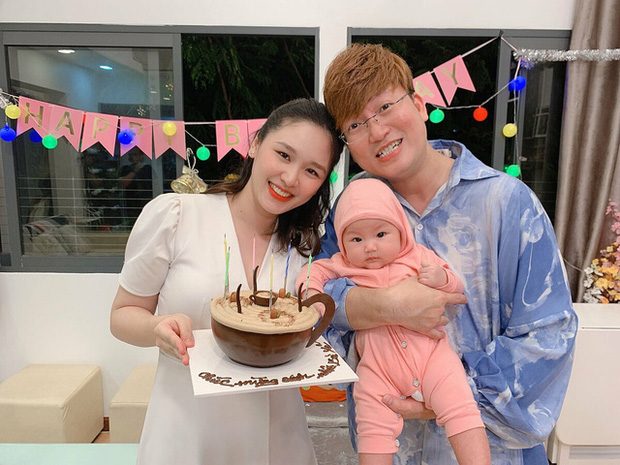 Sau 2 năm kết hôn, vợ Sỹ Luân bất ngờ nhắn nhủ mẹ chồng trên sóng truyền hình: Con mong mẹ tha thứ cho con”-4